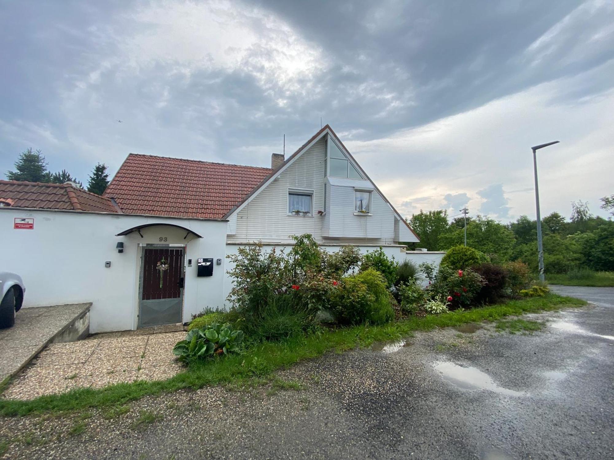 Homestay U Hanky Zdiby Esterno foto