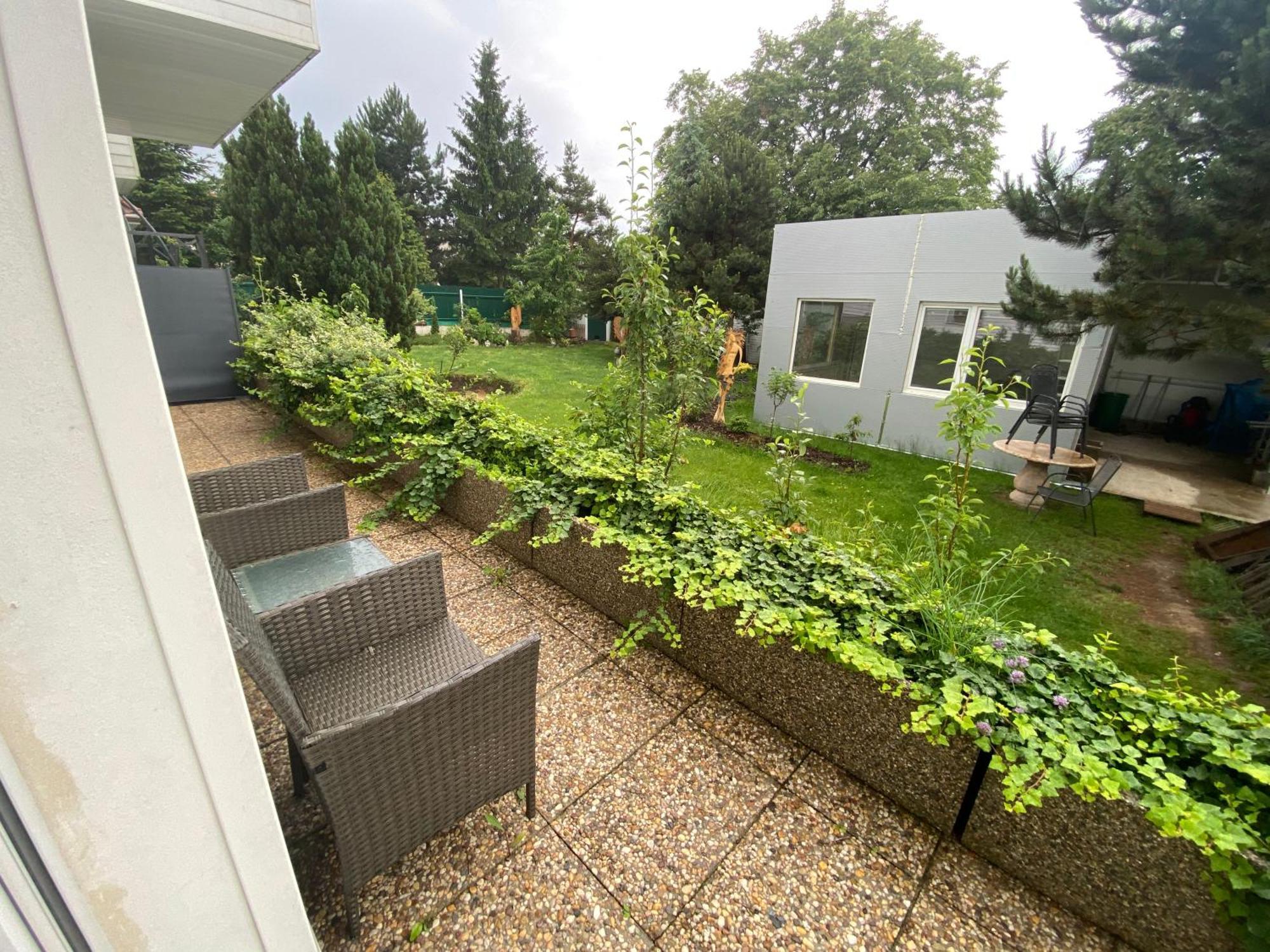 Homestay U Hanky Zdiby Esterno foto
