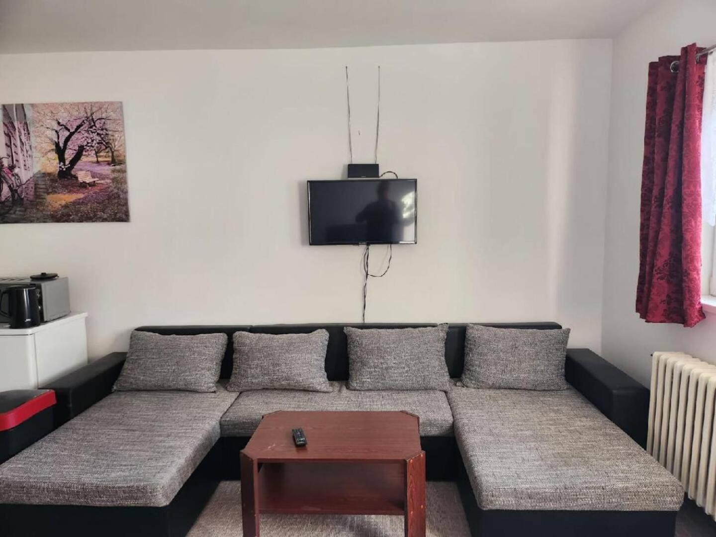 Homestay U Hanky Zdiby Esterno foto